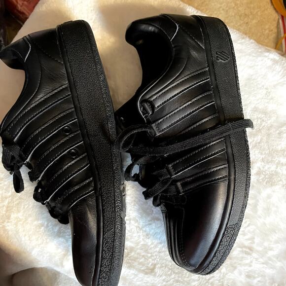 K Swiss Size 7.5 Women's Sneaker Court Style low Black  shoe Kayswiss - Picture 10 of 12